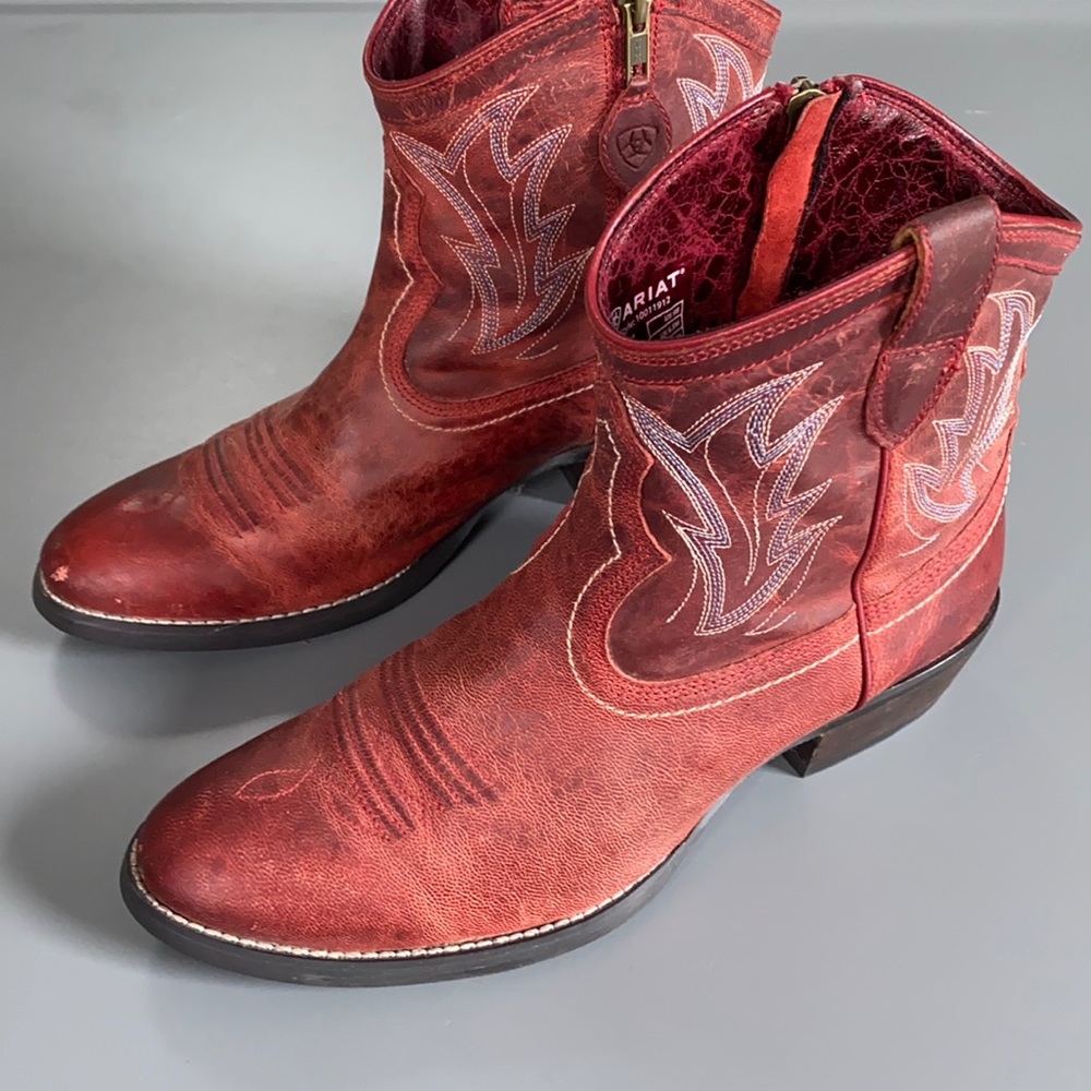 Ariat Womens boot size 9